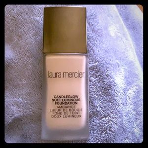 Laura Mercier 2W1 candleglow foundation. 1 oz